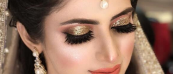 Krazia Eyelash & Nails Extensions Salon – Noida Sector 104 Eyelash extensions near me in Noida sector 104 eyelash extensions eyelash extensions Noida